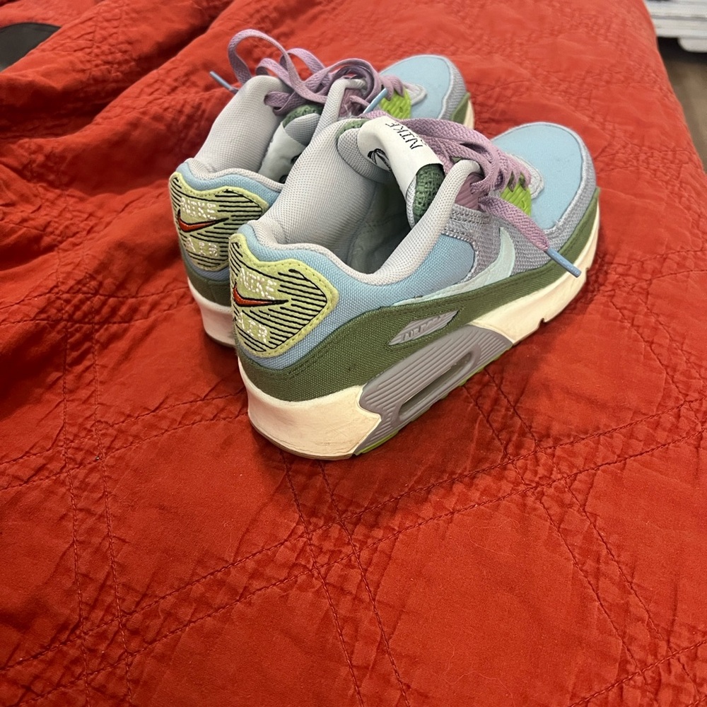 Nike Special Edition Air Max Sun Club Sneakers - Picture 4 of 5